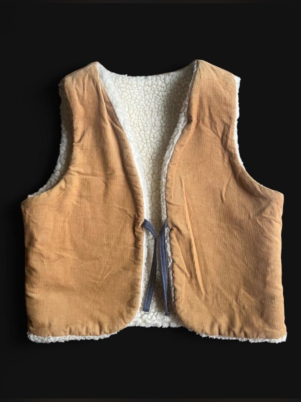 Vintage 70’s 80’s Body English Collection tan corduroy vest with sherpa lining